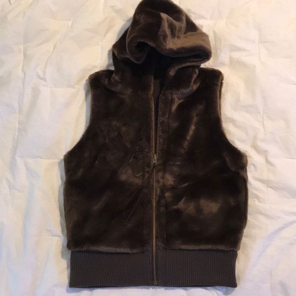 Reversible Zippered Hooded Vest
